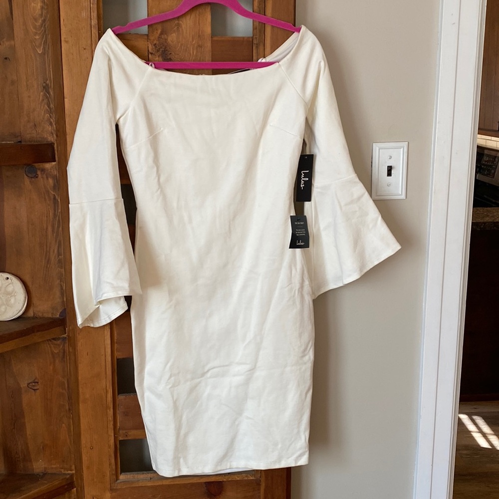 Lulus never worn white dress. Off the shoulder